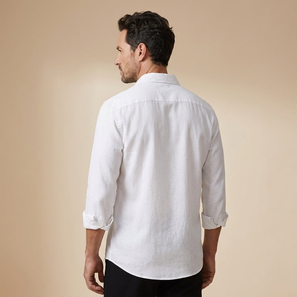 Camisa blanca vista trasera